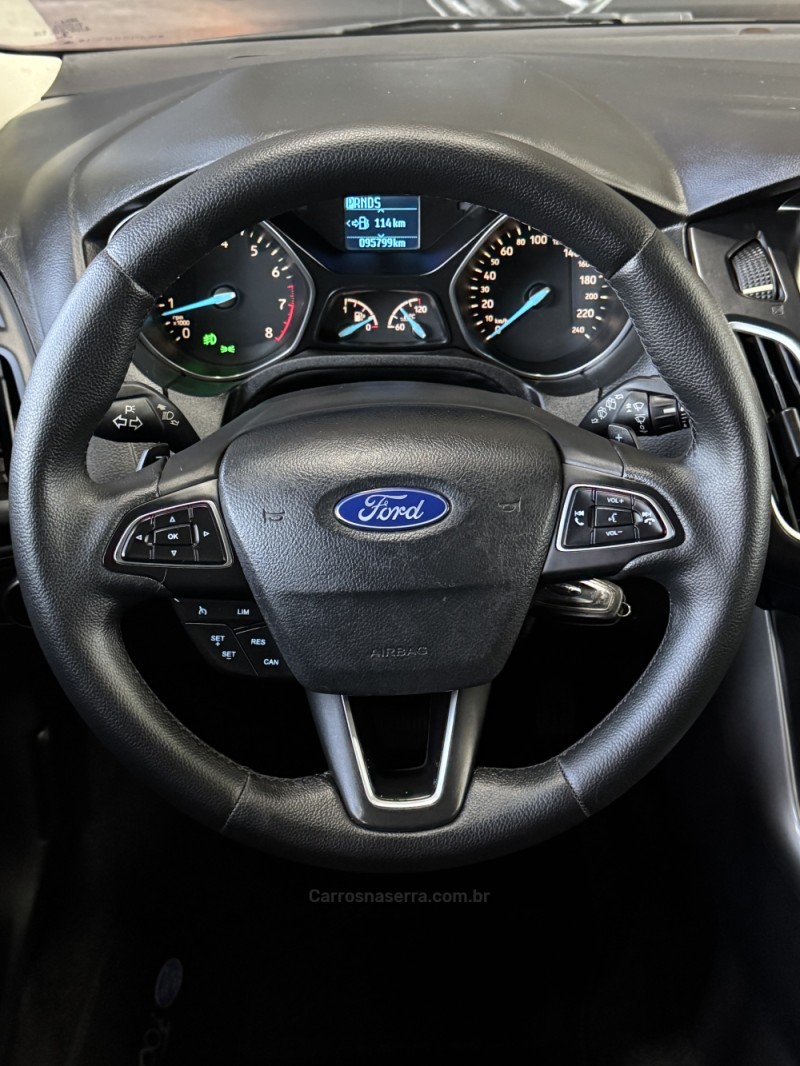 FOCUS 2.0 SE HATCH 16V FLEX 4P AUTO - 2016 - CAXIAS DO SUL