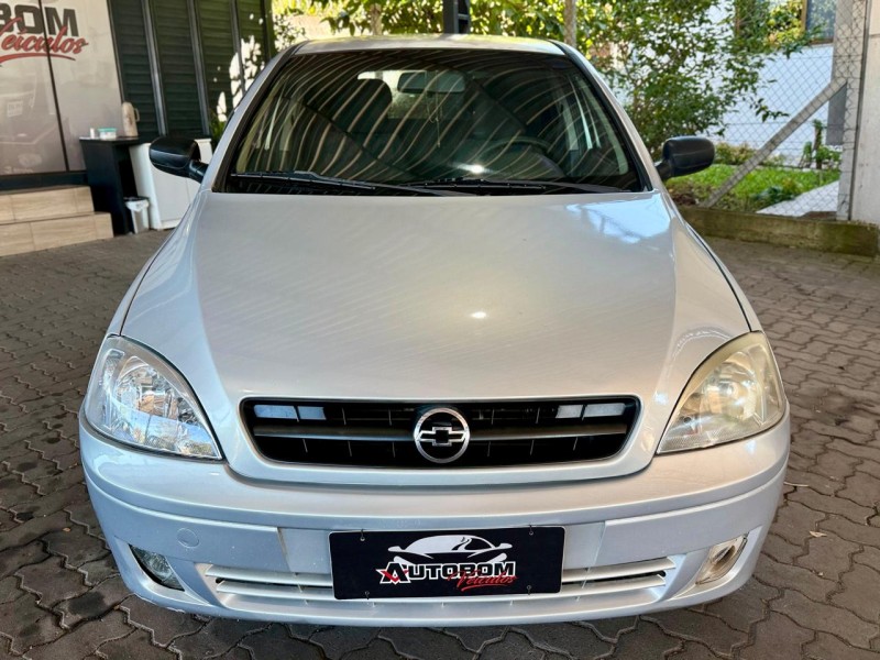CORSA 1.8 MPFI 8V GASOLINA 4P MANUAL - 2003 - CAXIAS DO SUL