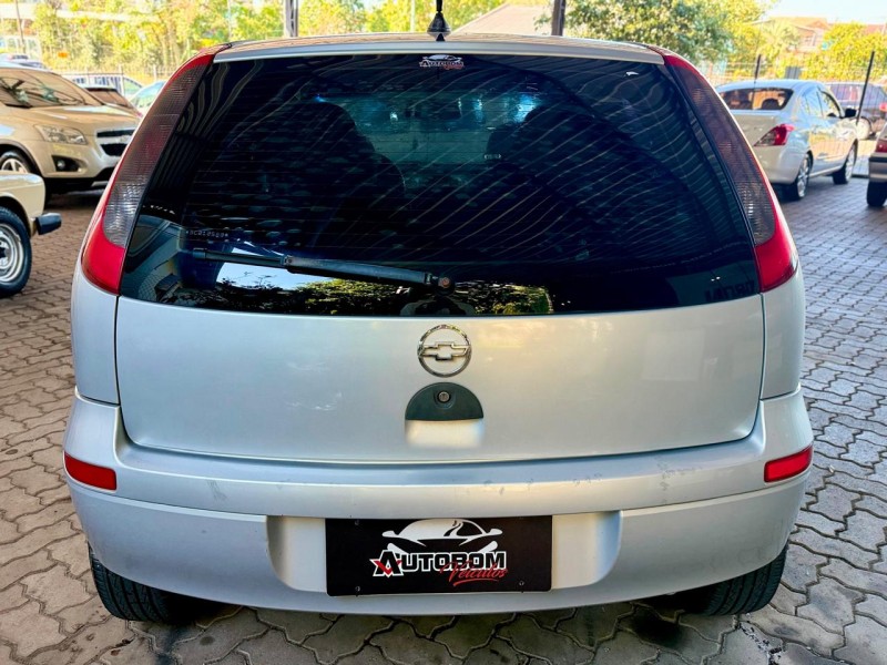 CORSA 1.8 MPFI 8V GASOLINA 4P MANUAL - 2003 - CAXIAS DO SUL