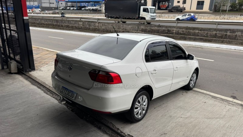 VOYAGE 1.0 MI 8V FLEX 4P MANUAL - 2013 - CAXIAS DO SUL