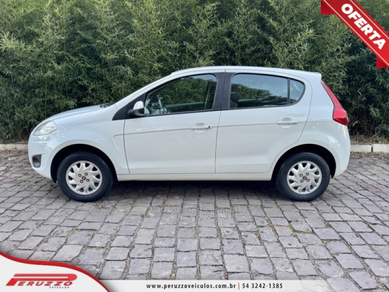 PALIO 1.4 MPI ATTRACTIVE 8V FLEX 4P MANUAL - 2013 - NOVA PRATA