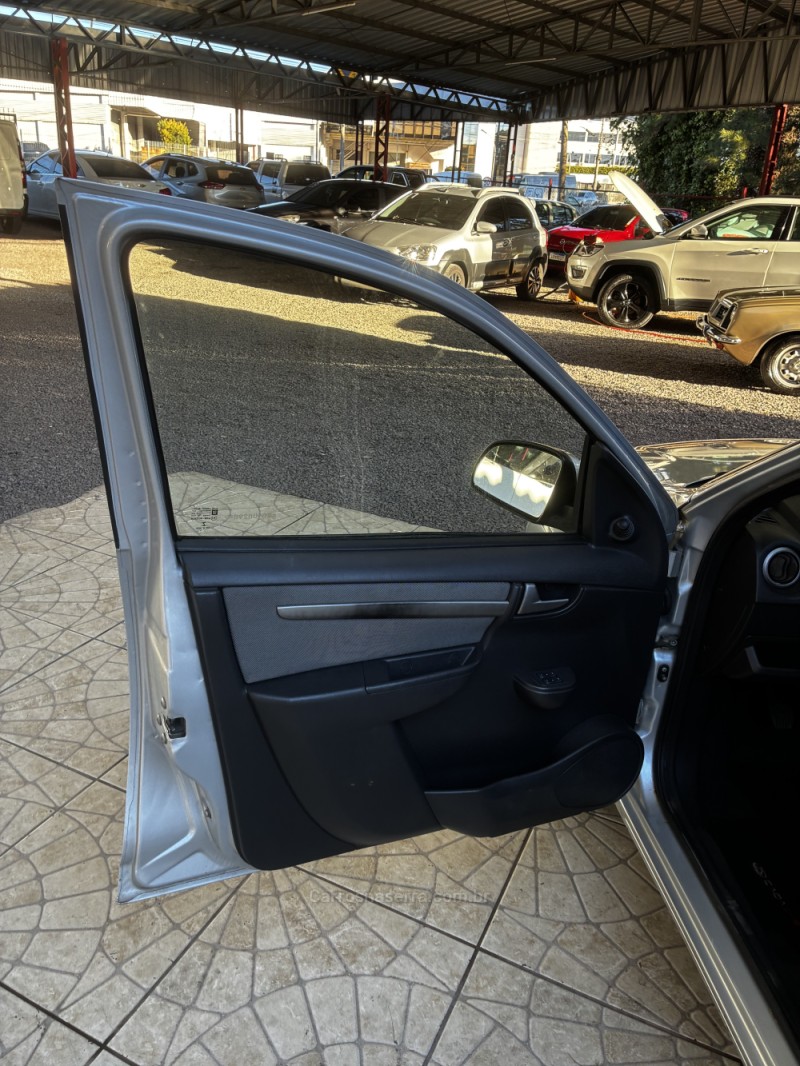 CELTA 1.0 MPFI LT 8V FLEX 4P MANUAL - 2014 - CAXIAS DO SUL
