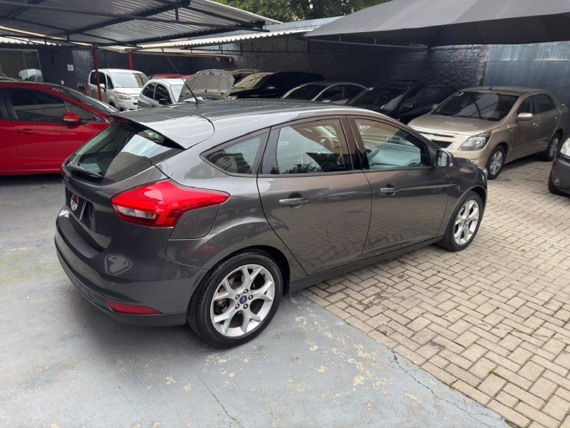 FOCUS 2.0 SE 16V FLEX 4P AUTOMÁTICO - 2018 - CAXIAS DO SUL