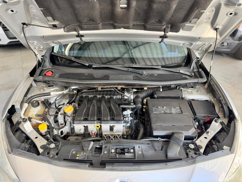 FLUENCE 2.0 DYNAMIQUE 16V FLEX 4P AUTOMÁTICO - 2011 - CAXIAS DO SUL