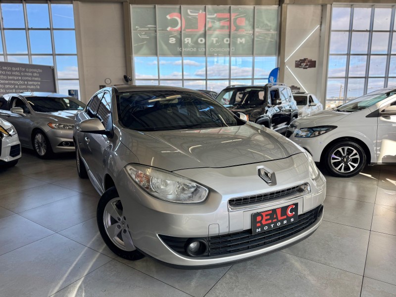 fluence 2.0 dynamique 16v flex 4p automatico 2011 caxias do sul