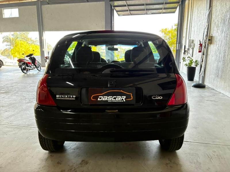CLIO 1.0 RN 16V GASOLINA 4P MANUAL - 2001 - BOM PRINCíPIO