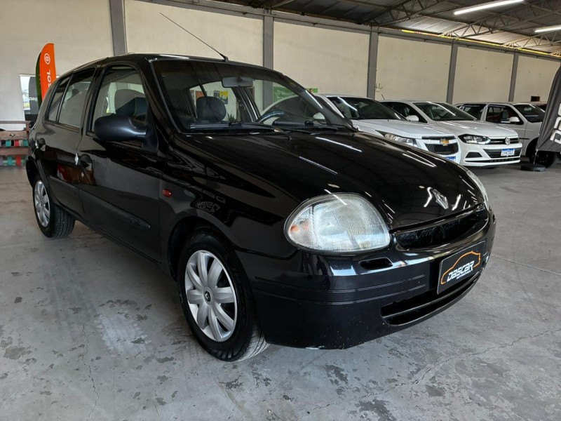 CLIO 1.0 RN 16V GASOLINA 4P MANUAL - 2001 - BOM PRINCíPIO