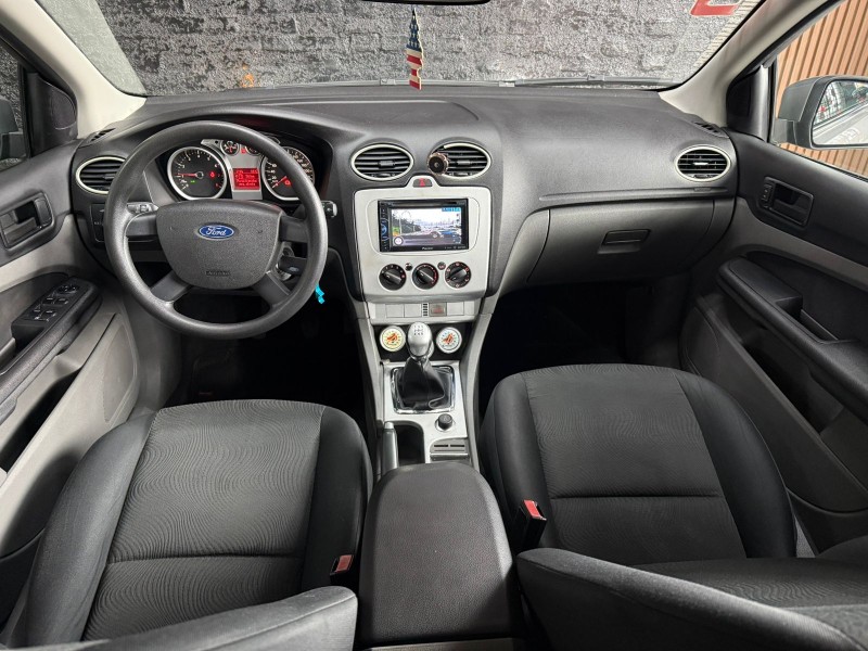 FOCUS 2.0 GLX 16V GASOLINA 4P MANUAL - 2009 - CAXIAS DO SUL