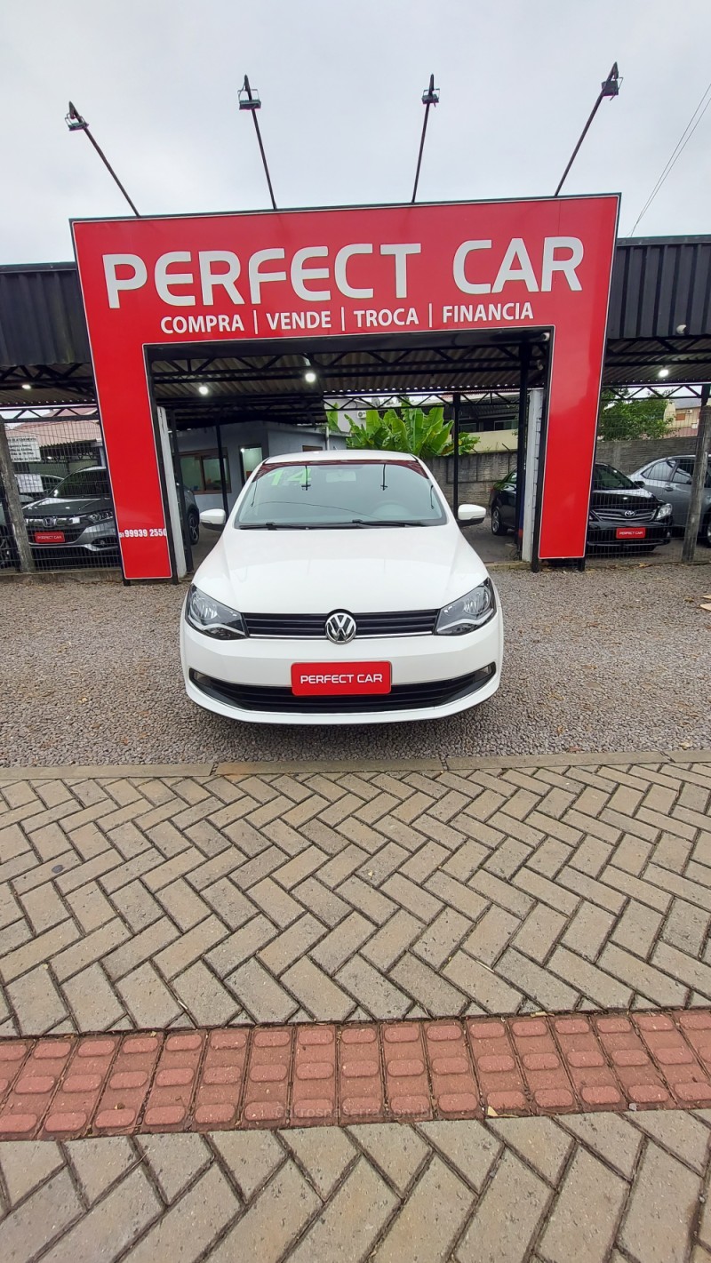 VOYAGE 1.6 MI HIGHLINE 8V FLEX 4P MANUAL - 2014 - BOM PRINCíPIO
