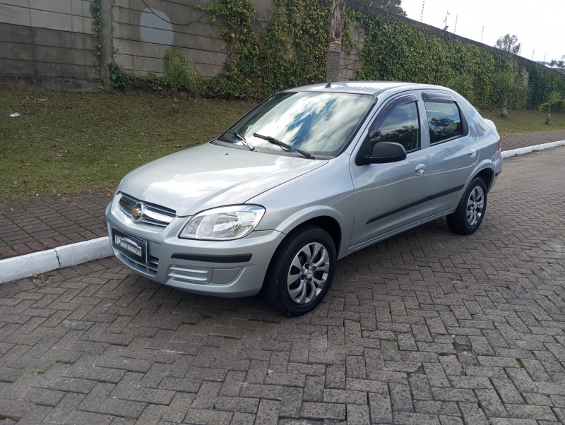 PRISMA 1.4 MPFI JOY 8V FLEX 4P MANUAL