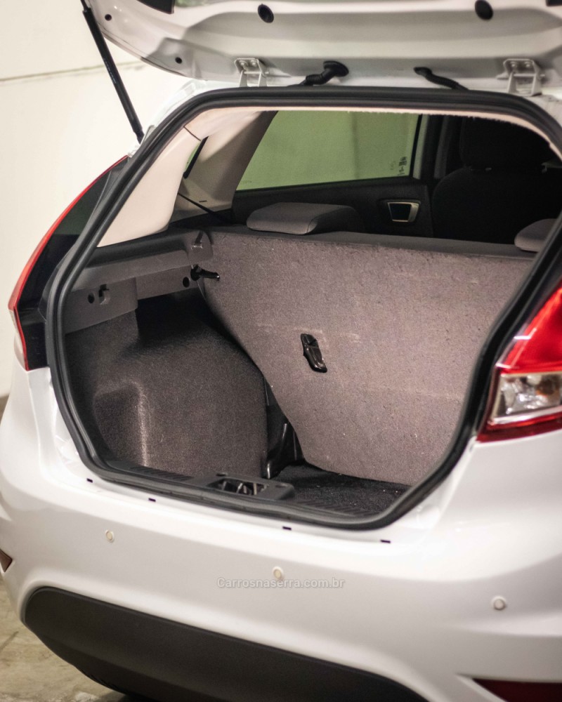 FIESTA 1.6 SE HATCH 16V FLEX 4P AUTOMÁTICO - 2015 - CAXIAS DO SUL
