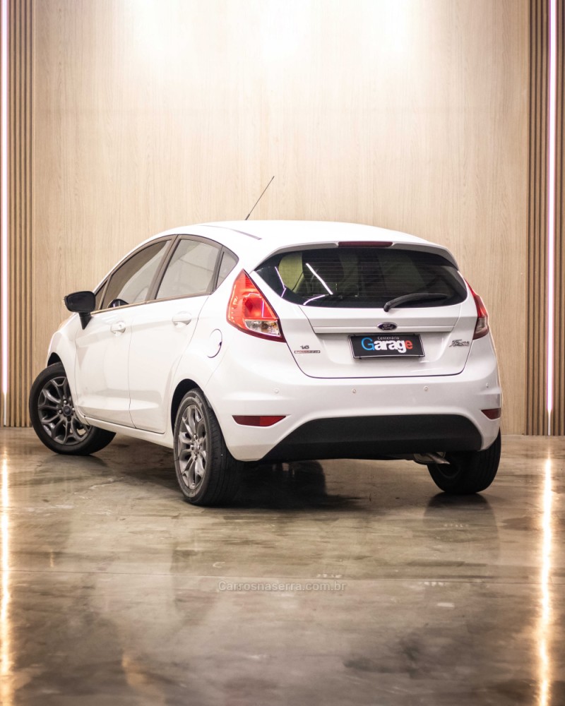 FIESTA 1.6 SE HATCH 16V FLEX 4P AUTOMÁTICO - 2015 - CAXIAS DO SUL