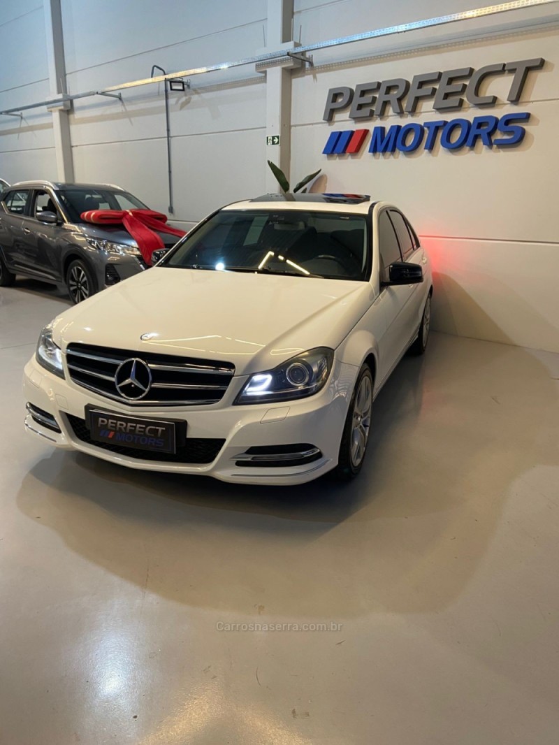 C 200 1.8 CGI AVANTGARDE 16V GASOLINA 4P AUTOMÁTICO - 2013 - BENTO GONçALVES