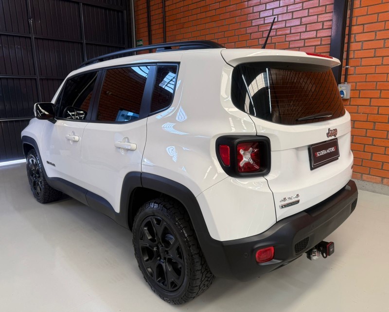 RENEGADE 1.8 LONGITUDE 16V DIESEL 4P AUTOMÁTICO - 2016 - BENTO GONçALVES
