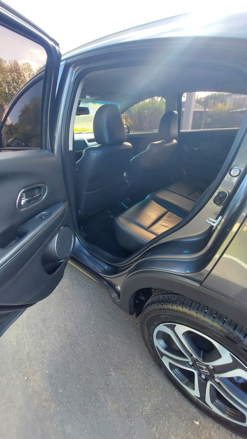 HR-V 1.8 16V FLEX TOURING 4P AUTOMÁTICO - 2018 - BOM PRINCíPIO