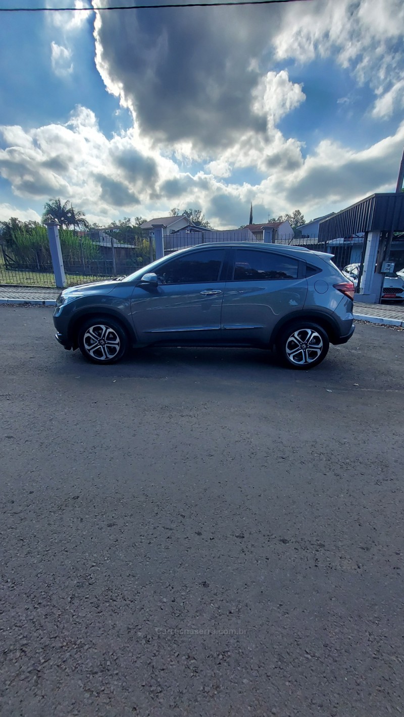 HR-V 1.8 16V FLEX TOURING 4P AUTOMÁTICO - 2018 - BOM PRINCíPIO