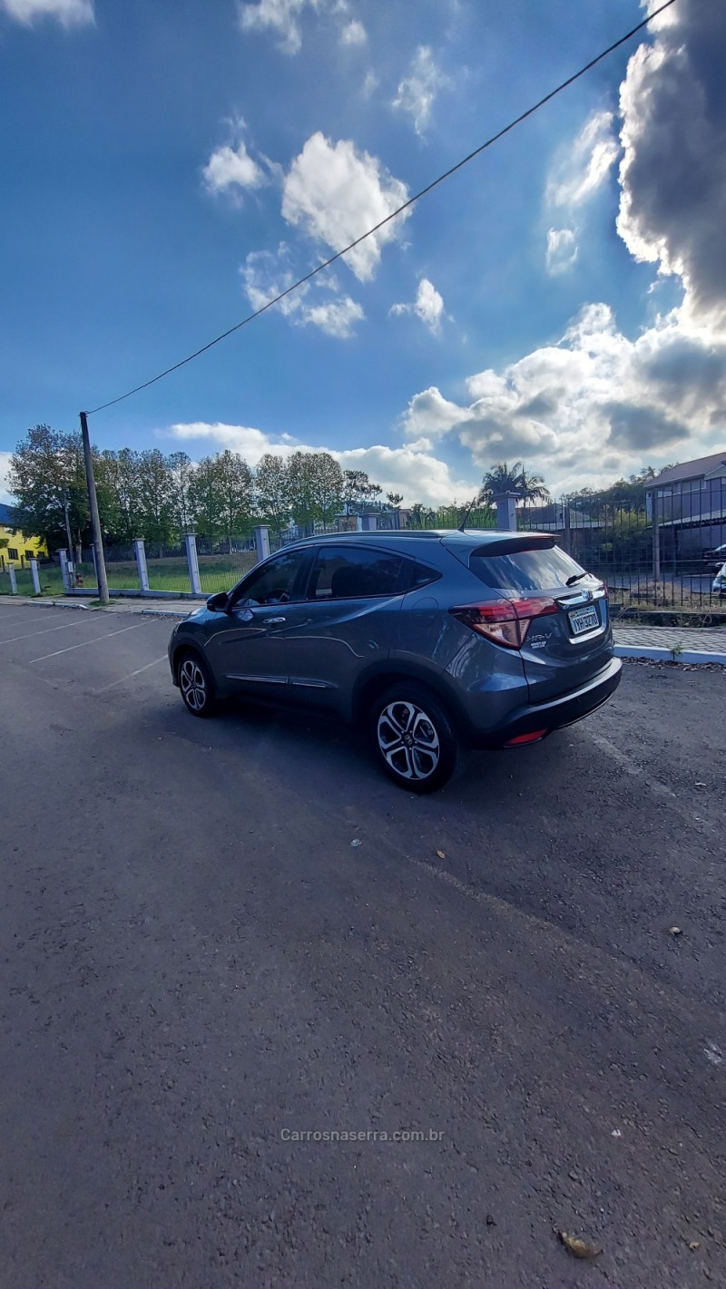 HR-V 1.8 16V FLEX TOURING 4P AUTOMÁTICO - 2018 - BOM PRINCíPIO