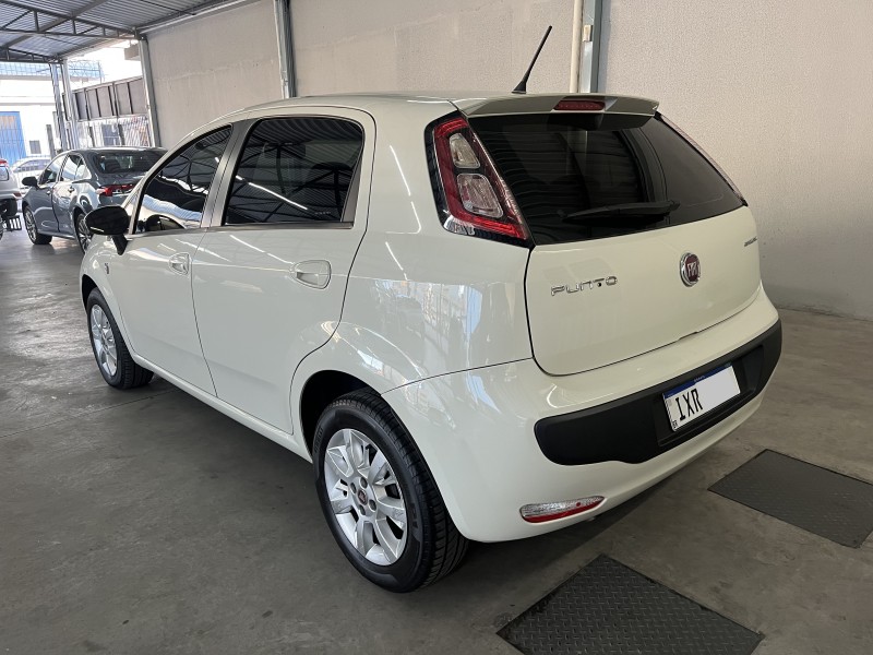 punto 1.4 attractive italia 8v flex 4p manual 2017 caxias do sul