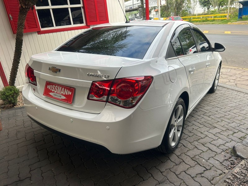 CRUZE 1.8 LT 16V FLEX 4P AUTOMÁTICO - 2013 - TRêS COROAS