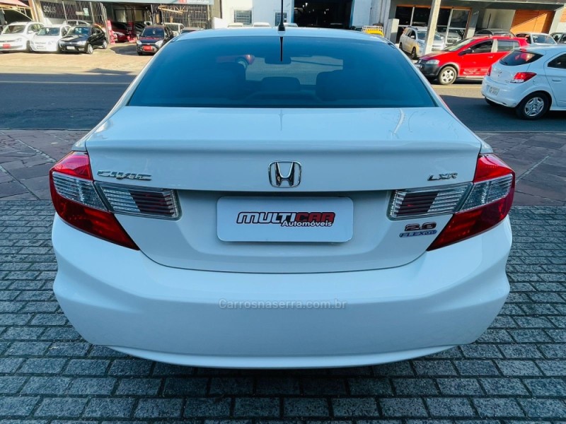CIVIC 2.0 LXR 16V FLEX 4P AUTOMÁTICO - 2014 - CAMPO BOM
