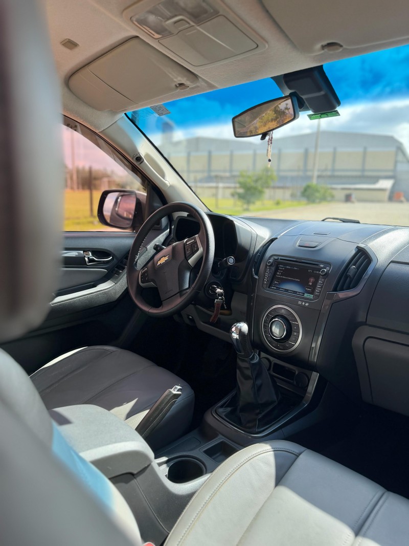 S10 2.4 LTZ 4X2 CD 8V FLEX 4P MANUAL - 2014 - ANTôNIO PRADO