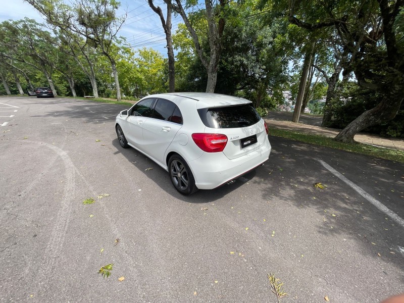 A 200 1.6 TURBO STYLE 16V GASOLINA 4P AUTOMÁTICO - 2015 - BENTO GONçALVES