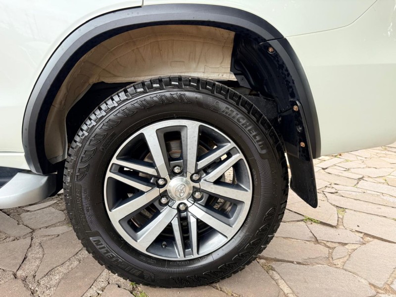 HILUX SW4 2.8 SRX 4X4 16V TURBO INTERCOOLER DIESEL 4P AUTOMÁTICO - 2019 - TRêS COROAS