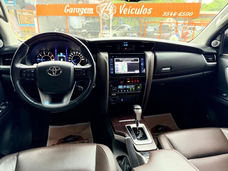 HILUX SW4 2.8 SRX 4X4 16V TURBO INTERCOOLER DIESEL 4P AUTOMÁTICO - 2019 - TRêS COROAS