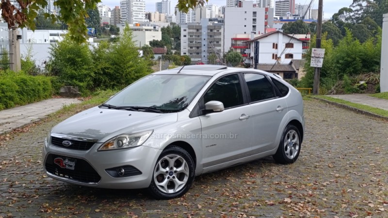 focus 2.0 titanium 16v flex 4p automatico 2012 caxias do sul