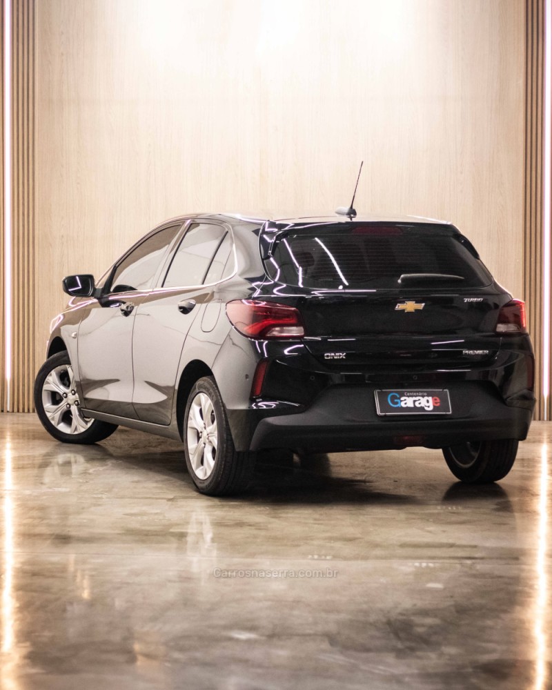ONIX 1.0 PREMIER 8V TURBO FLEX 4P AUTOMÁTICO - 2020 - CAXIAS DO SUL