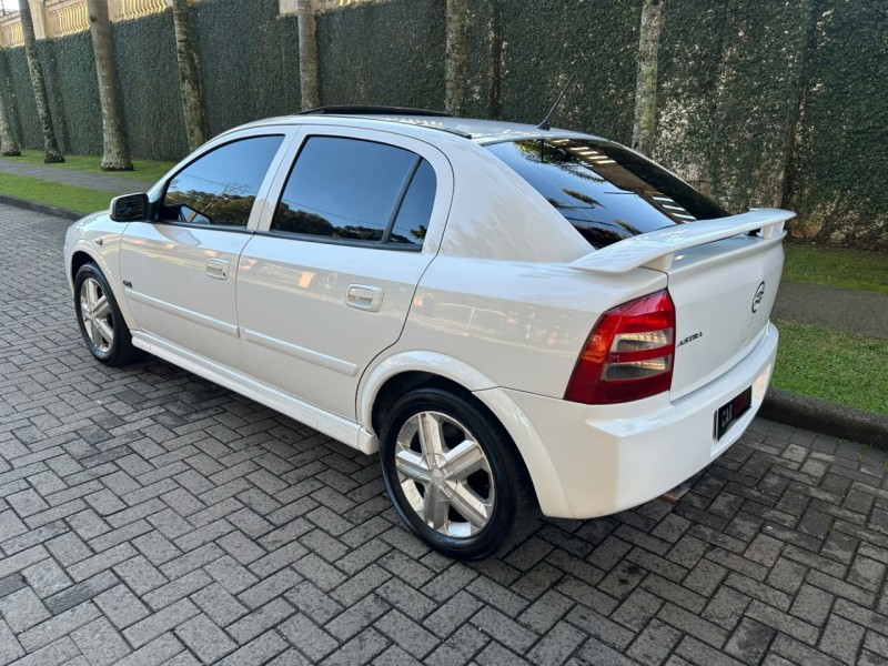 ASTRA 2.0 SFI GSI 16V GASOLINA 4P MANUAL - 2005 - CAXIAS DO SUL