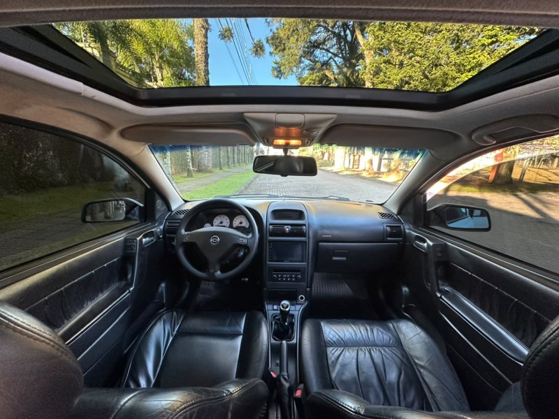 ASTRA 2.0 SFI GSI 16V GASOLINA 4P MANUAL - 2005 - CAXIAS DO SUL