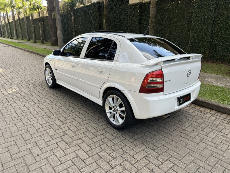 ASTRA 2.0 SFI GSI 16V GASOLINA 4P MANUAL - 2005 - CAXIAS DO SUL