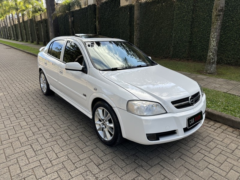 ASTRA 2.0 SFI GSI 16V GASOLINA 4P MANUAL - 2005 - CAXIAS DO SUL