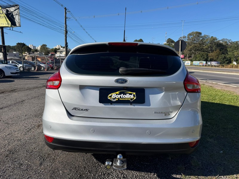 FOCUS 2.0 TITANIUM HATCH 16V FLEX 4P AUTOMÁTICO - 2016 - FARROUPILHA