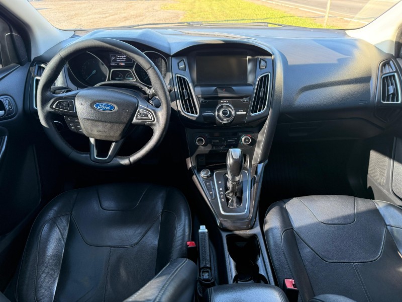 FOCUS 2.0 TITANIUM HATCH 16V FLEX 4P AUTOMÁTICO - 2016 - FARROUPILHA