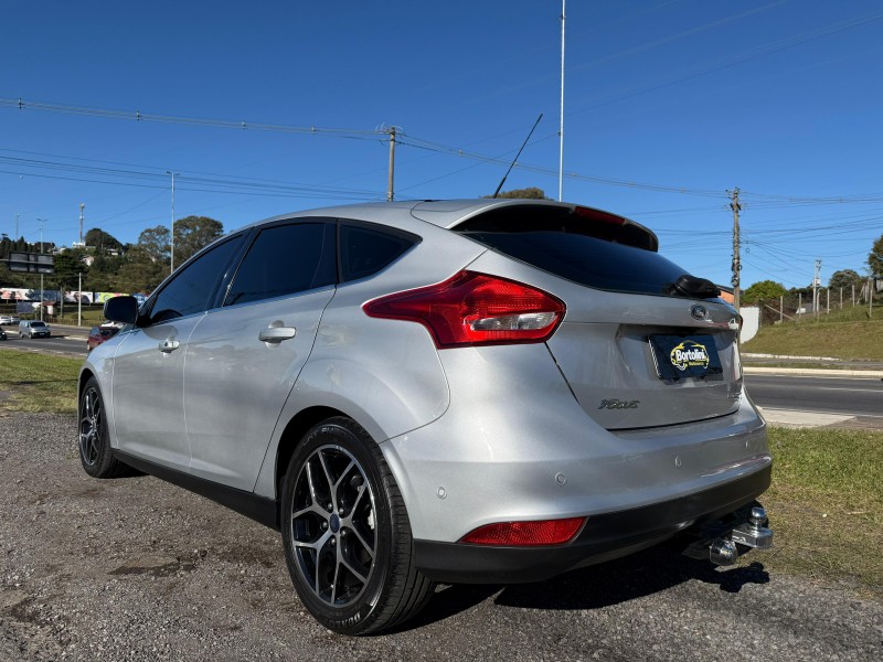 FOCUS 2.0 TITANIUM HATCH 16V FLEX 4P AUTOMÁTICO - 2016 - FARROUPILHA