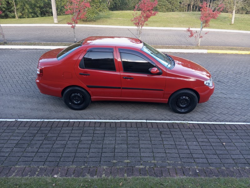 SIENA 1.0 MPI FIRE CELEBRATION 8V FLEX 4P MANUAL - 2011 - CAXIAS DO SUL