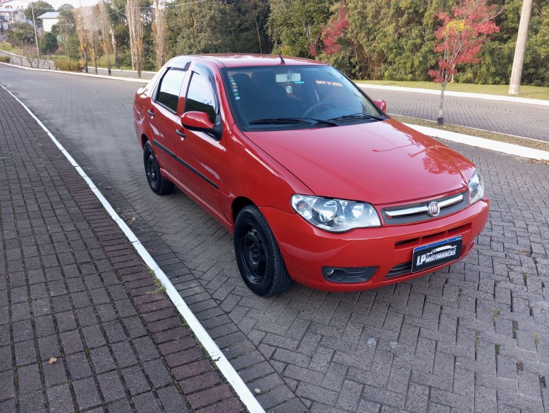 SIENA 1.0 MPI FIRE CELEBRATION 8V FLEX 4P MANUAL - 2011 - CAXIAS DO SUL