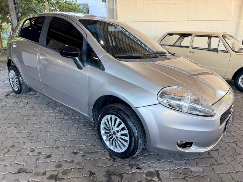 PUNTO 1.4 ELX 8V FLEX 4P MANUAL - 2010 - CAXIAS DO SUL