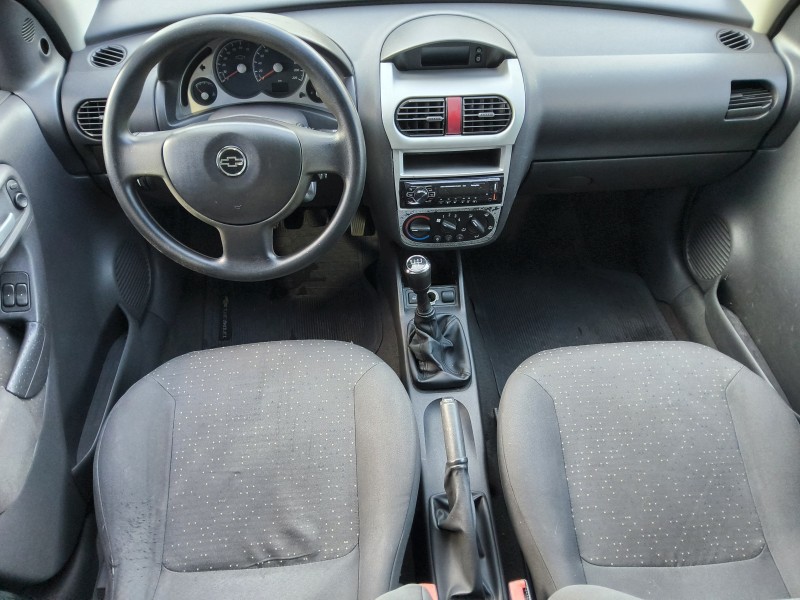 CORSA 1.4 MPFI PREMIUM 8V FLEX 4P MANUAL - 2009 - SãO SEBASTIãO DO CAí