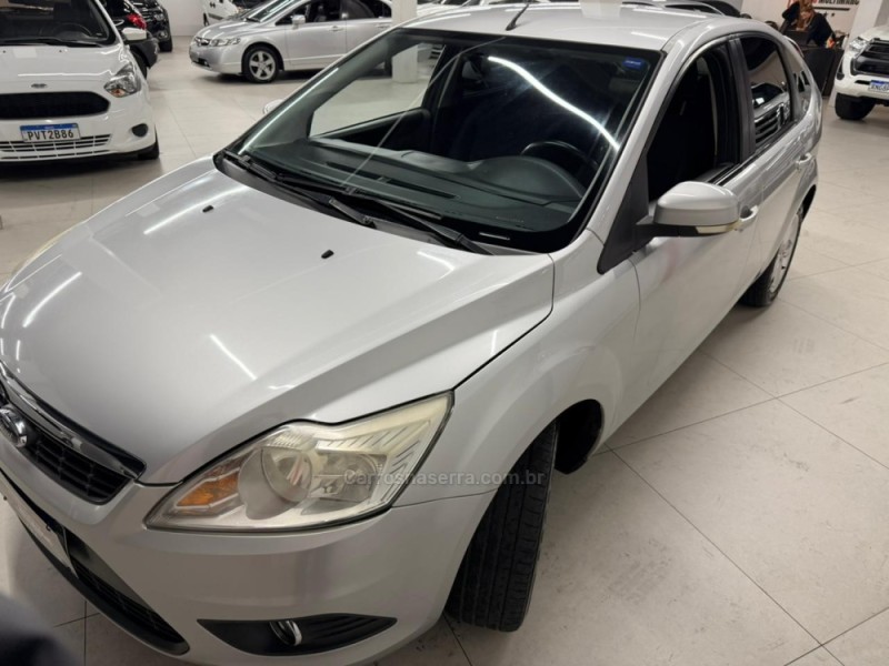 FOCUS 1.6 GLX 8V FLEX 4P MANUAL - 2013 - CAXIAS DO SUL
