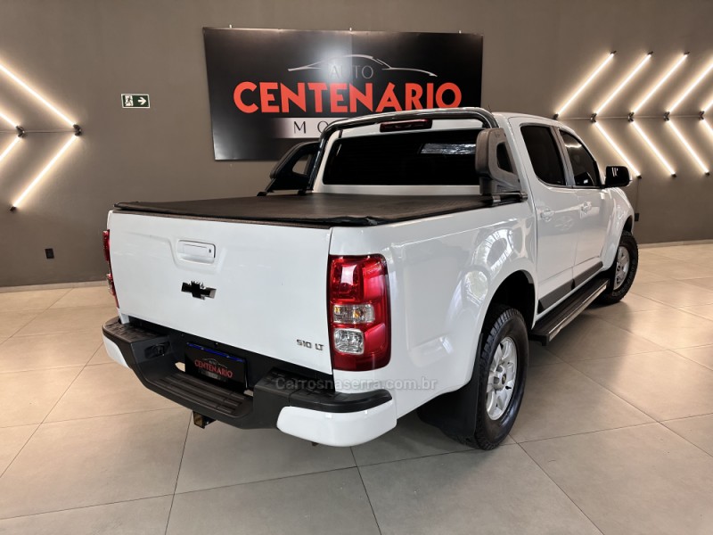 S10 2.4 LT 4X2 CD 8V FLEX 4P MANUAL - 2014 - SAPIRANGA
