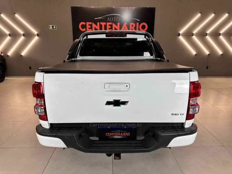 S10 2.4 LT 4X2 CD 8V FLEX 4P MANUAL - 2014 - SAPIRANGA
