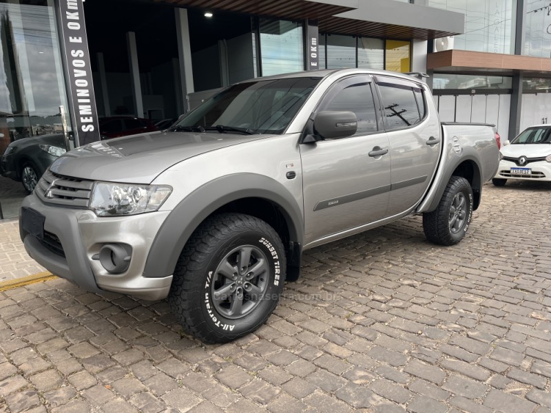 L200 TRITON 3.2 HPE 4X4 CD 16V TURBO INTERCOOLER DIESEL 4P AUTOMÁTICO - 2017 - VERANóPOLIS