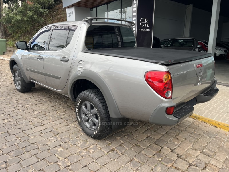 L200 TRITON 3.2 HPE 4X4 CD 16V TURBO INTERCOOLER DIESEL 4P AUTOMÁTICO - 2017 - VERANóPOLIS