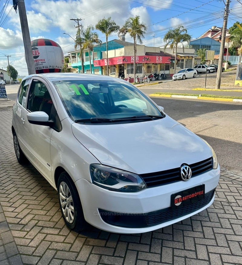 FOX 1.0 MI 8V FLEX 2P MANUAL - 2011 - PAROBé