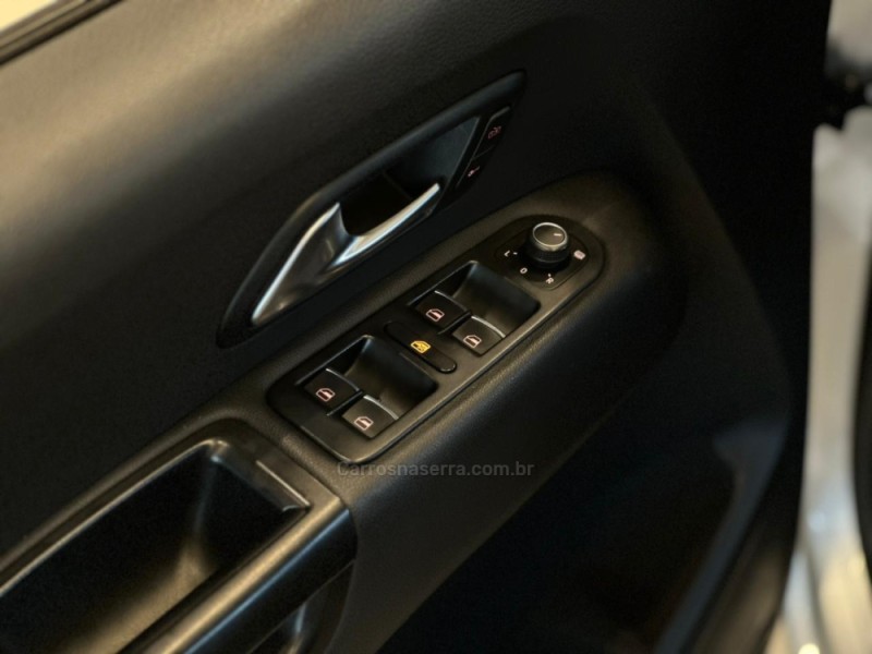 AMAROK 3.0 V6 TDI HIGHLINE CD DIESEL 4MOTION AUTOMÁTICO - 2019 - CAXIAS DO SUL