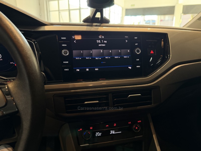 POLO 1.0	200 TSI HIGHLINE AUTOMÁTICO  - 2020 - CAXIAS DO SUL