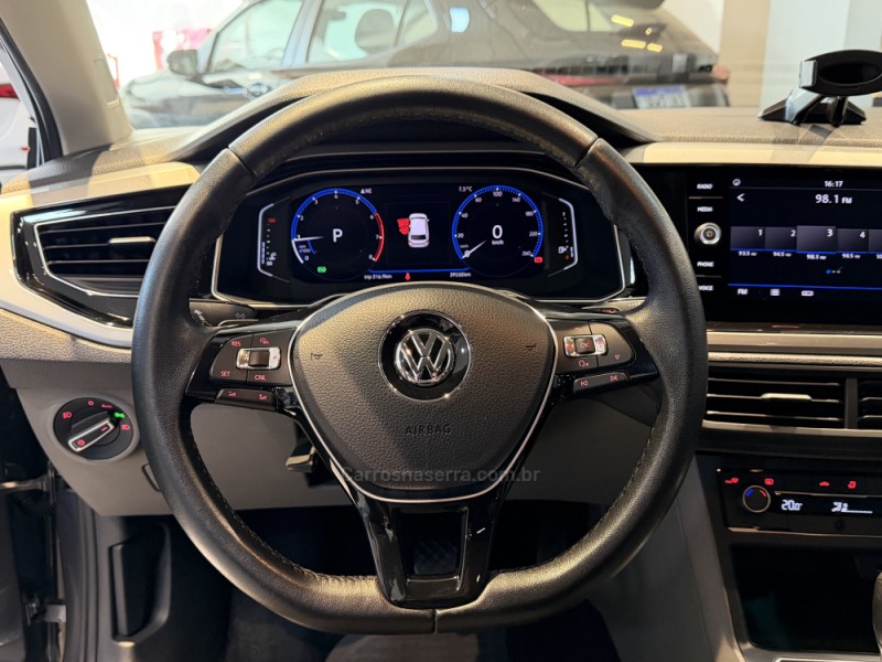 POLO 1.0	200 TSI HIGHLINE AUTOMÁTICO  - 2020 - CAXIAS DO SUL
